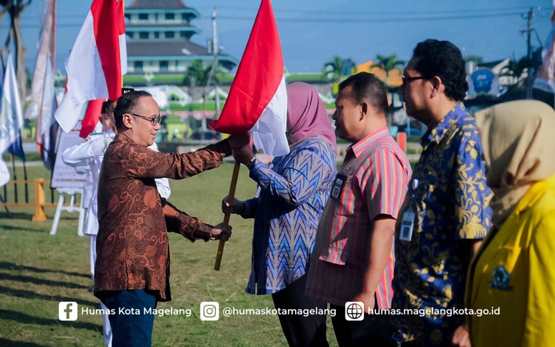 Gerakan Pembagian Bendera Merah Putih, Kuatkan Patriotisme dan Kedamaian Pemilu 2024 di Kota Magelang