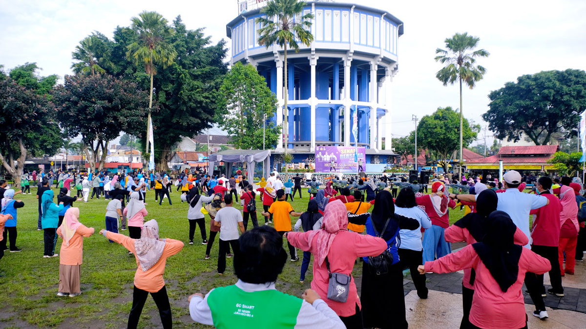 HUT Ke-51, Ribuan Anggota Korpri Senam Sehat di Alun-alun Kota Magelang