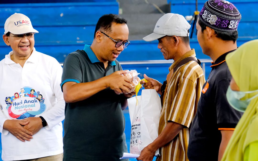 Keluarga Miskin Dapat Bantuan Sembako dari Pemkot Magelang