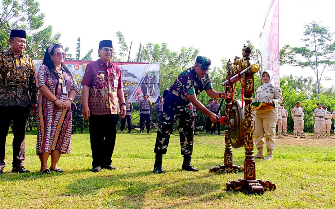 TMMD Sengkuyung Bangun Talud Sungai Gandekan Tidar Selatan