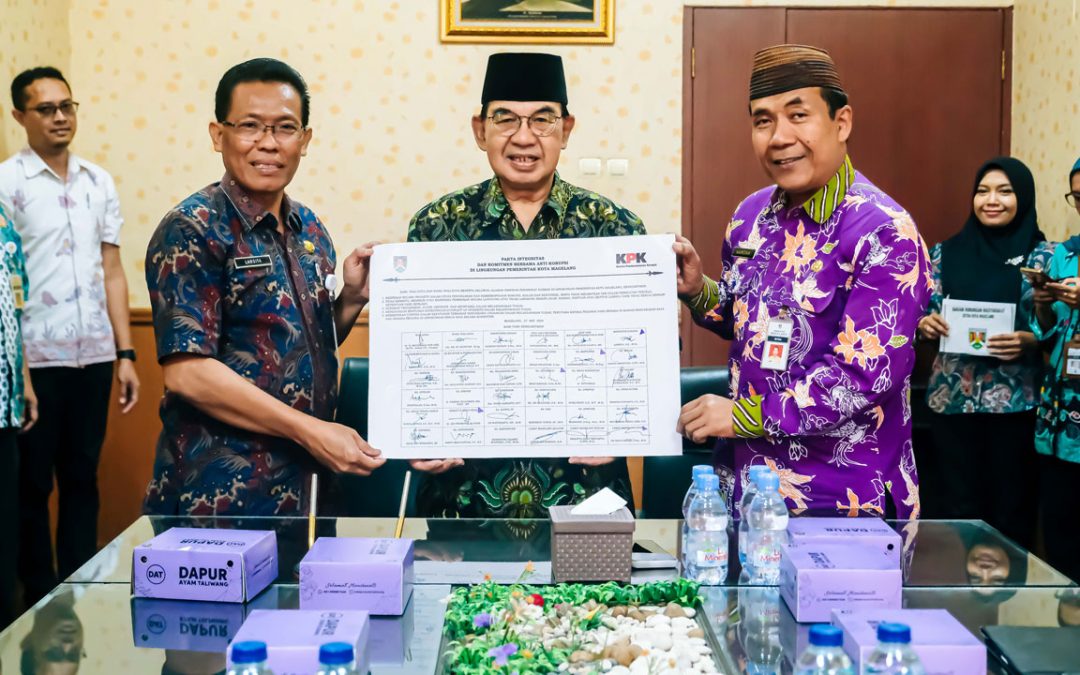 Wakil Wali Kota Magelang Teken Pakta Integritas dan Komitmen Anti Korupsi